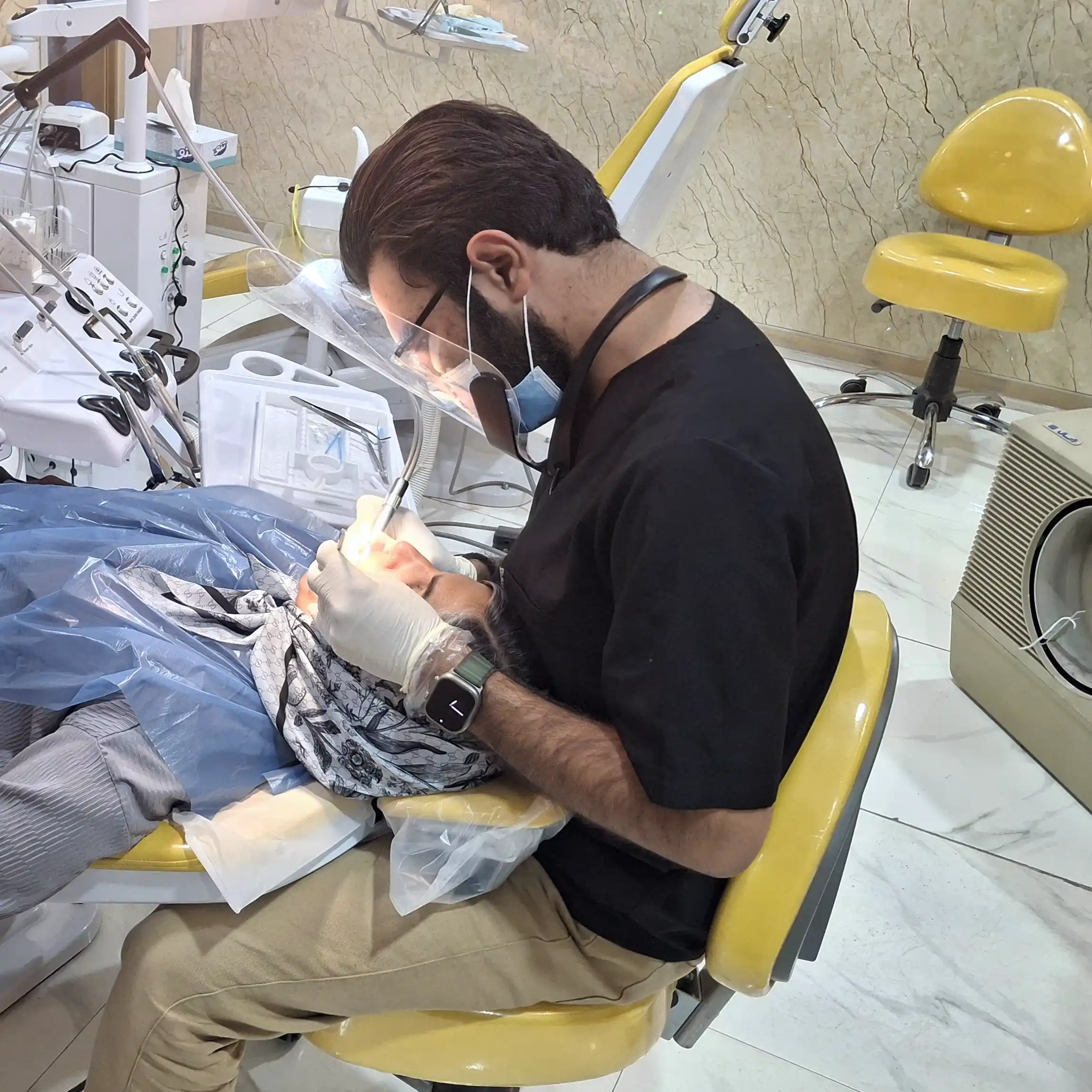 دندانپزشک و بیمار